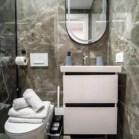 Nest Loft-2 Min From Toptani -fast Wifi Apartman
