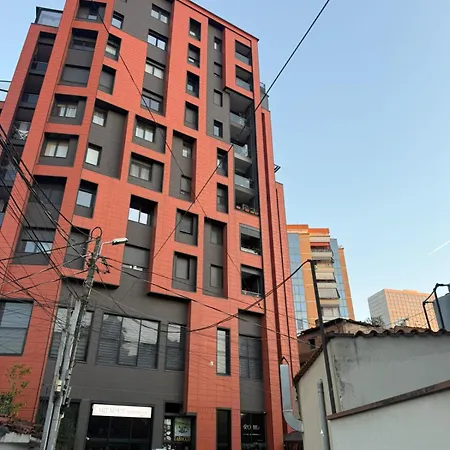 Nest Loft-2 Min From Toptani -fast Wifi Apartman *