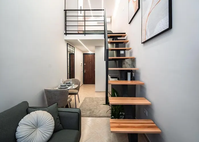 Appartamento Nest Loft-2 Min From Toptani -fast Wifi *